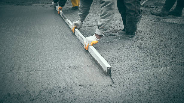 Best Concrete Driveway Installation  in Wilburton, OK